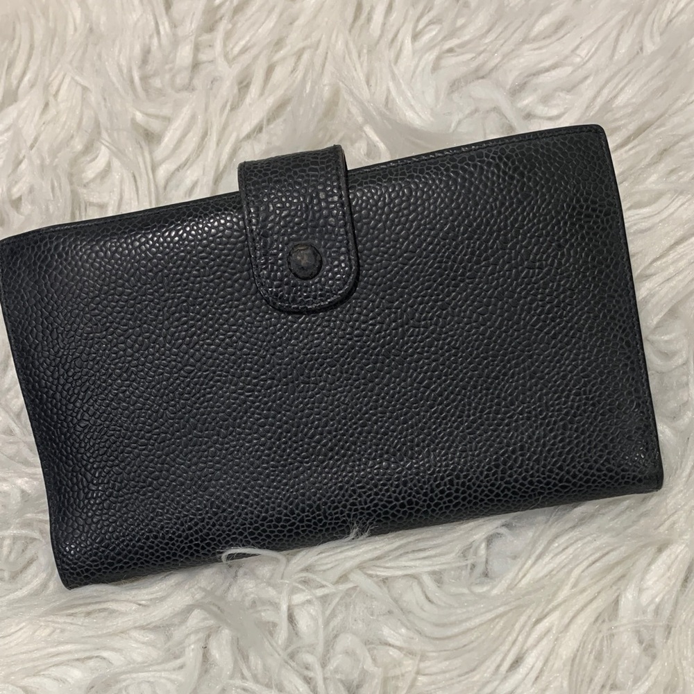 Chanel Iconic Interlocking Cc Caviar Textured Bla… - image 2